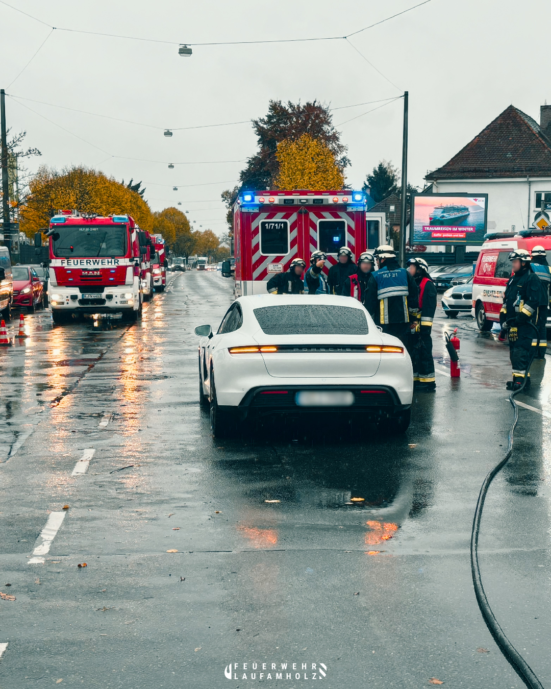 THL 3 – Verkehrsunfall, Person eingeklemmt